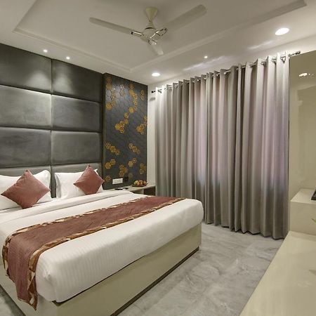 Hotel Kaca Inn-By Haveliya Hotels- Traveller'S Choice Award Winner 2025 نيودلهي المظهر الخارجي الصورة