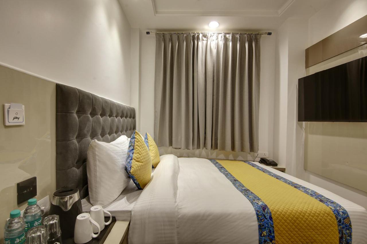 Hotel Kaca Inn-By Haveliya Hotels- Traveller'S Choice Award Winner 2025 نيودلهي المظهر الخارجي الصورة