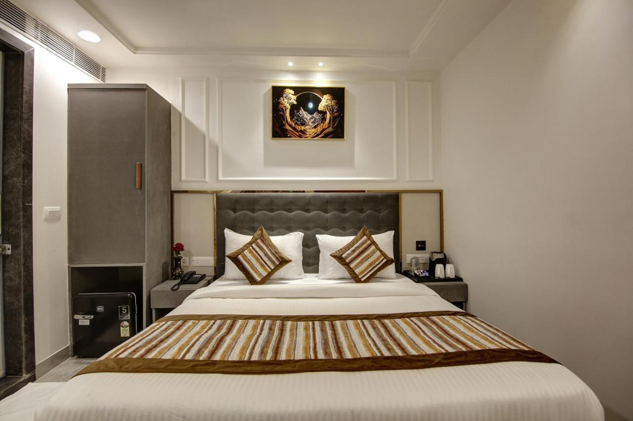 Hotel Kaca Inn-By Haveliya Hotels- Traveller'S Choice Award Winner 2025 نيودلهي المظهر الخارجي الصورة