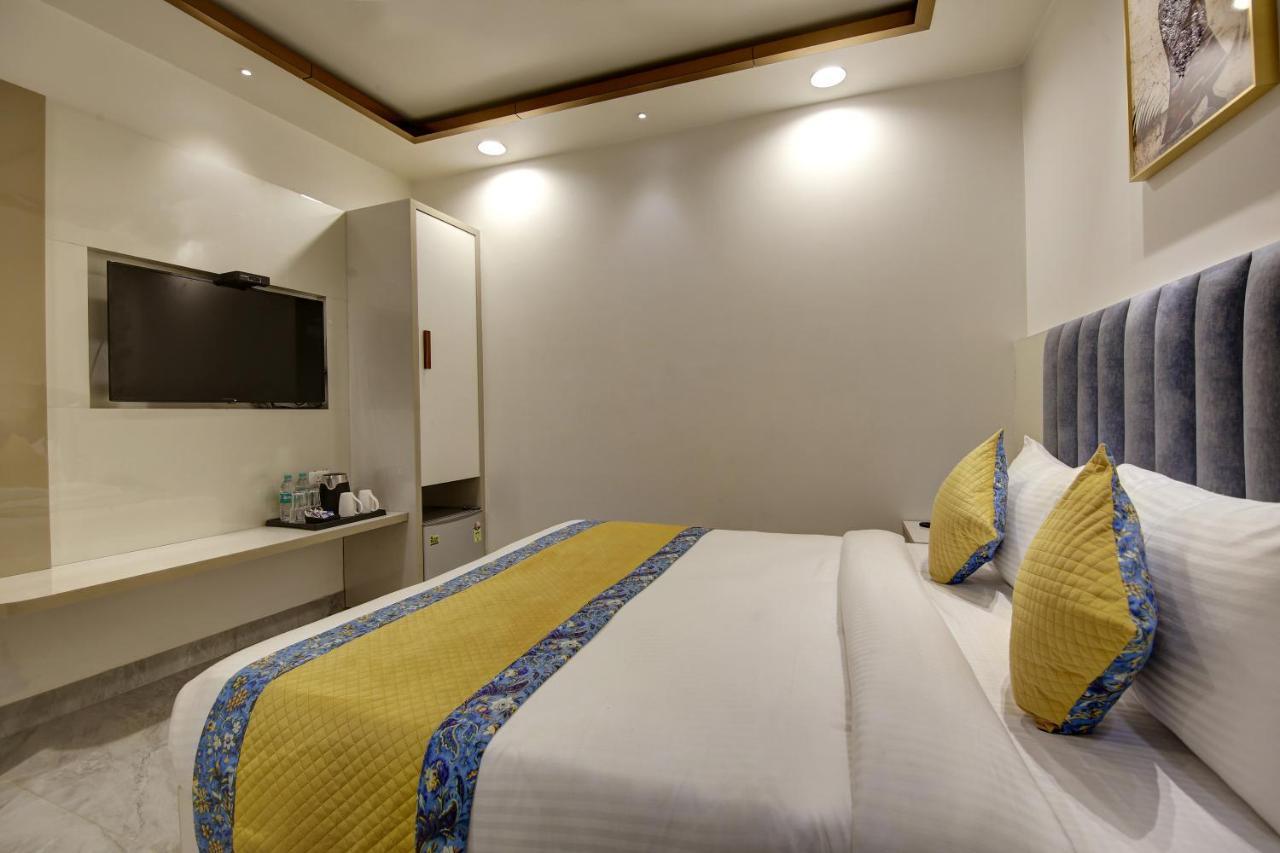 Hotel Kaca Inn-By Haveliya Hotels- Traveller'S Choice Award Winner 2025 نيودلهي المظهر الخارجي الصورة