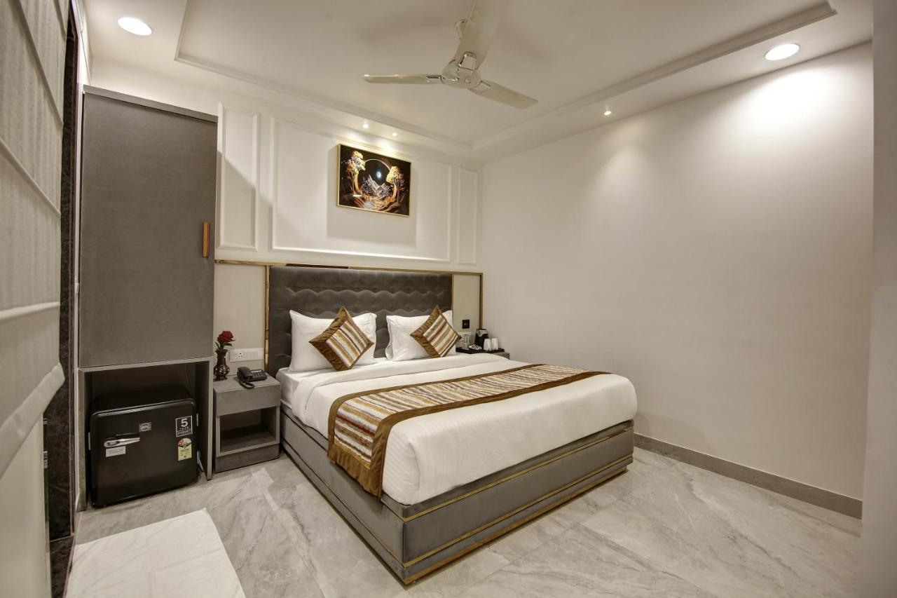 Hotel Kaca Inn-By Haveliya Hotels- Traveller'S Choice Award Winner 2025 نيودلهي المظهر الخارجي الصورة
