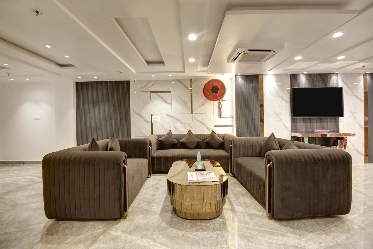 Hotel Kaca Inn-By Haveliya Hotels- Traveller'S Choice Award Winner 2025 نيودلهي المظهر الخارجي الصورة