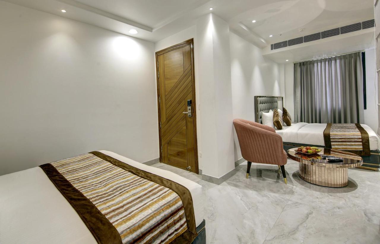 Hotel Kaca Inn-By Haveliya Hotels- Traveller'S Choice Award Winner 2025 نيودلهي المظهر الخارجي الصورة