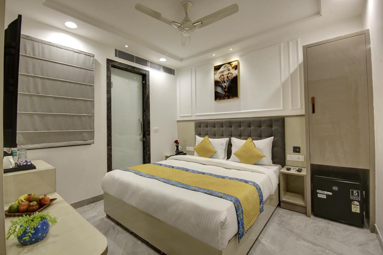 Hotel Kaca Inn-By Haveliya Hotels- Traveller'S Choice Award Winner 2025 نيودلهي المظهر الخارجي الصورة